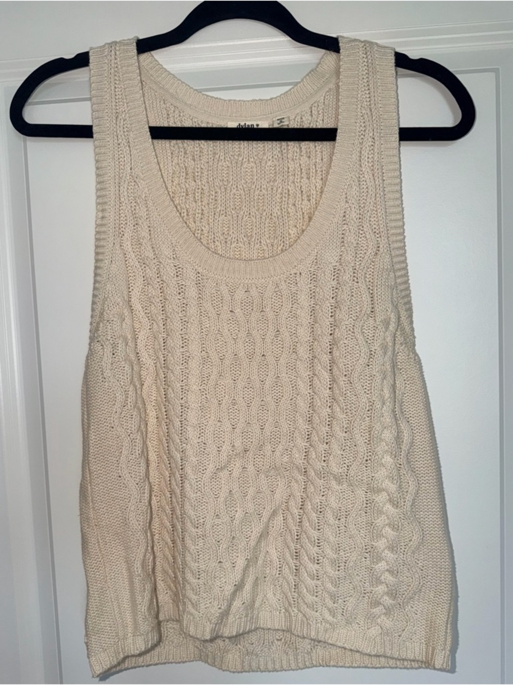 DYLAN Women’s Cable Knit V-Neck Ivory Tank Top size Medium - Picture 2 of 7
